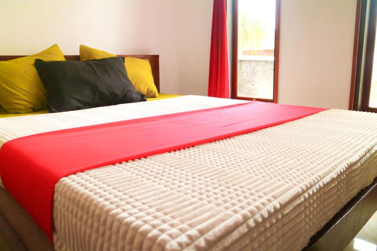 Amina Hill View Villa Malang By Ecommerceloka Екстер'єр фото