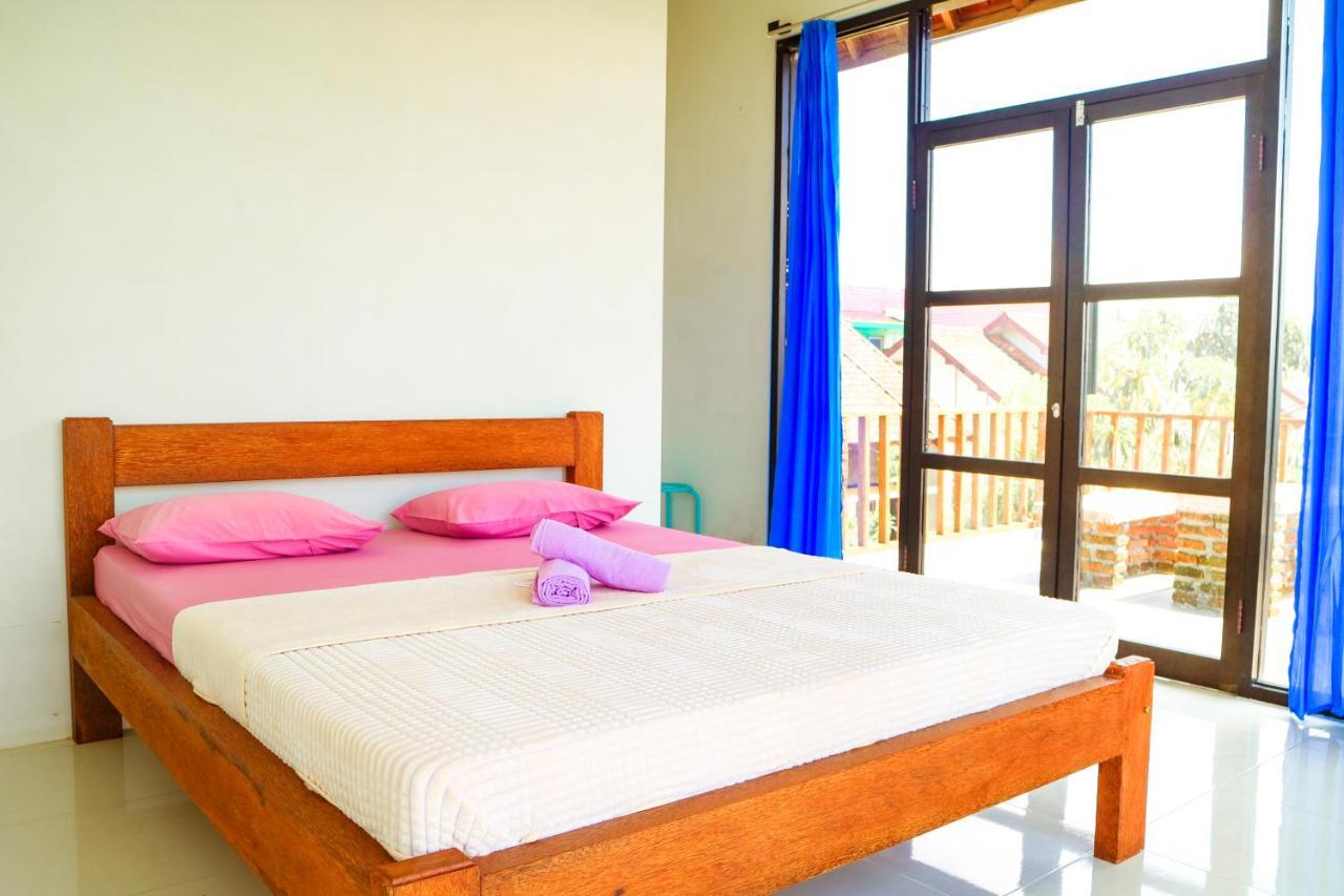 Amina Hill View Villa Malang By Ecommerceloka Екстер'єр фото