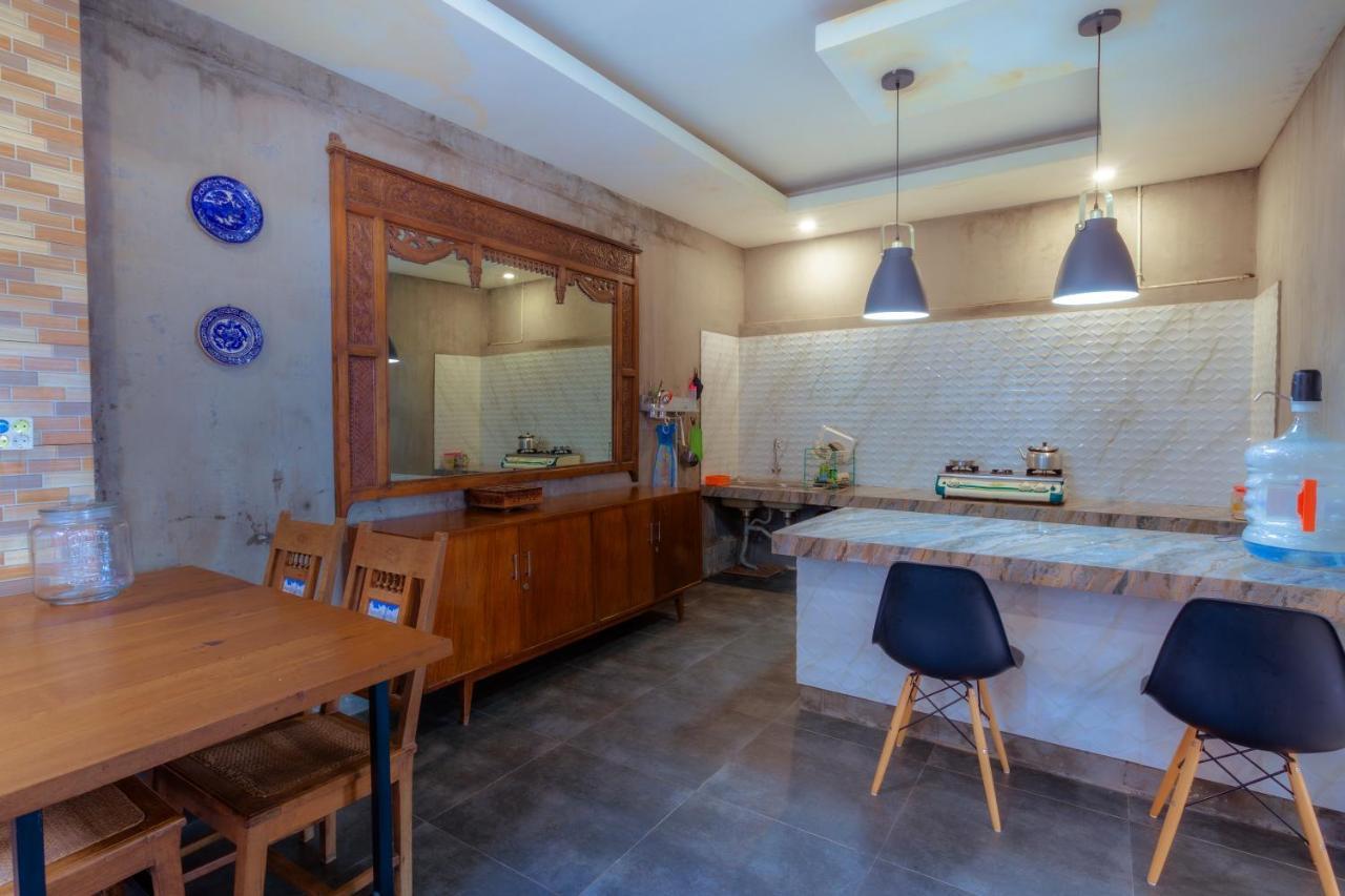 Amina Hill View Villa Malang By Ecommerceloka Екстер'єр фото
